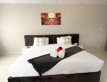 Queen Room