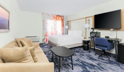 King Room with Sofa Bed