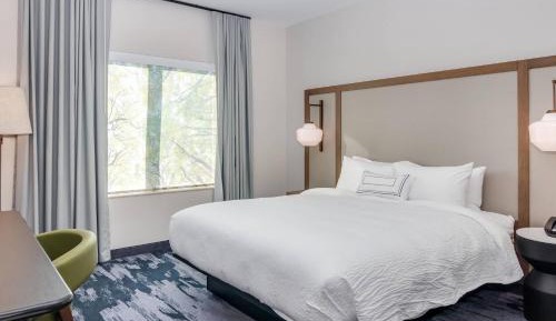 Guest Room, 1 King
