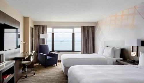 Guest room with two Double beds - Waterfront