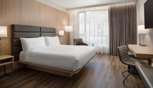 Standard King Room