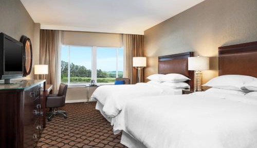 Queen Room with Two Queen Beds