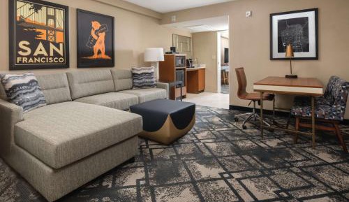 One-Bedroom Suite - Hearing Access