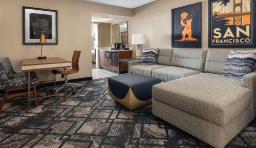 King Studio Suite