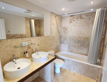 Deluxe Double or Twin Room with Ocean View