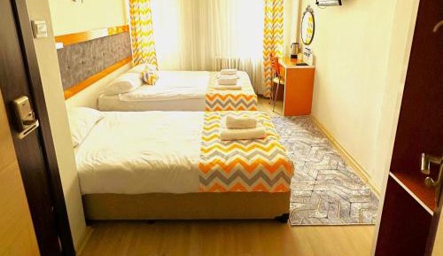 Double Room with Balcony (3 Adults)
