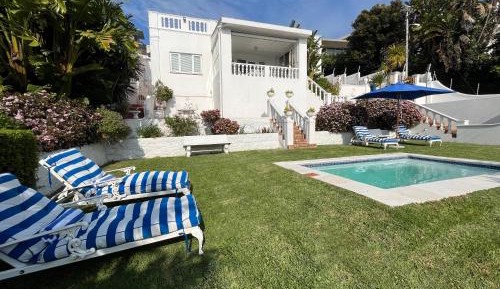 Villa with Sea View