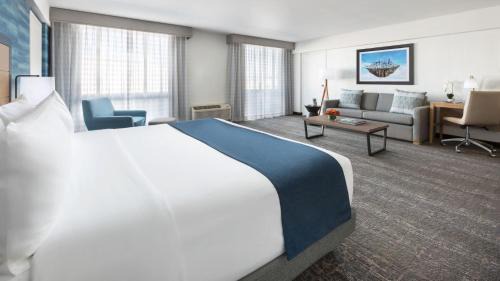 Queen Suite