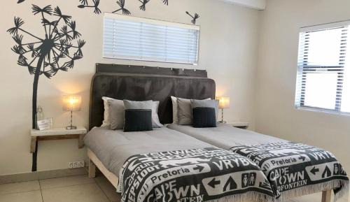 Deluxe Twin Room with Mountain View