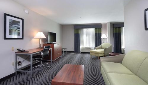 King Suite with Sofa Bed - Non-Smoking