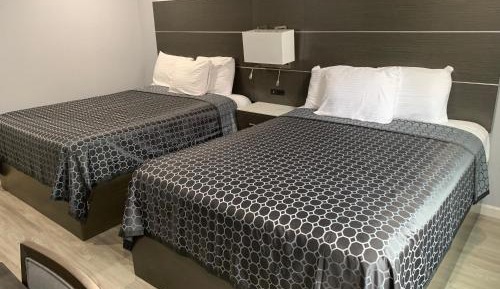 Standard Queen Room with Two Queen Beds