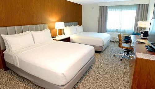 Standard Queen Room with Two Queen Beds