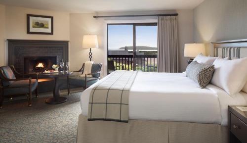 Pacific Coast Lower Room