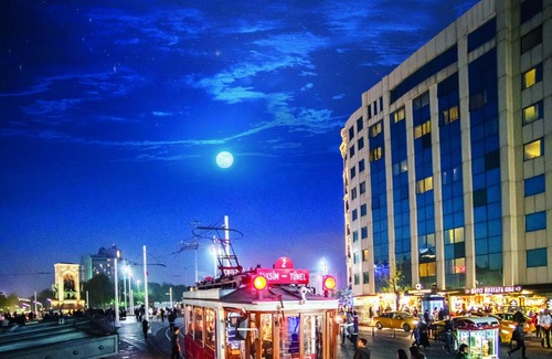 Gumussuyu Mahallesi Hotel | Taksim Square Hotel