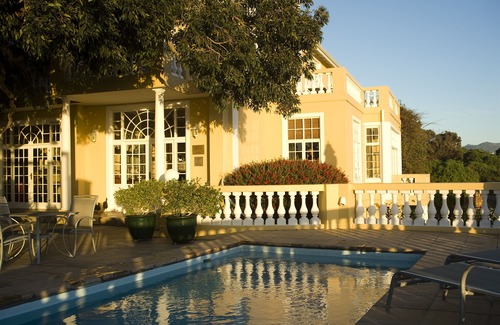 Muizenberg Hotel | Colona Castle