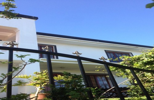 Gordon's Bay Hotel | Helderberg Guesthouse
