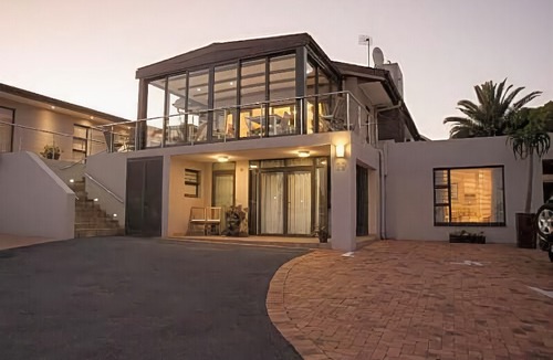 Welgemoed Hotel | Four Palms Accommodation