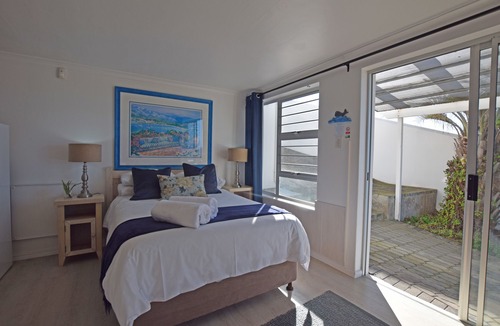 Vermont Hotel | Dolphin House Apartments