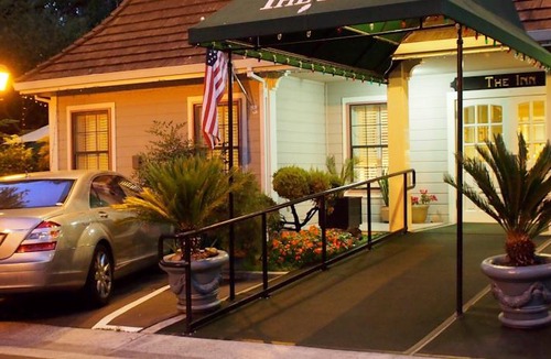 Saratoga Hotel | The Inn at Saratoga, Tapestry Collection by Hilton