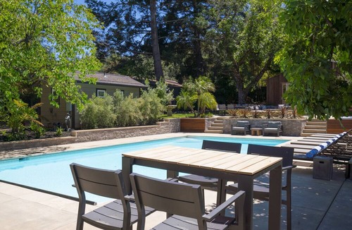 Geyserville Hotel | The New Hope Merrill House