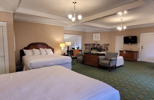 Pacific Grove Hotel | Butterfly Grove Inn