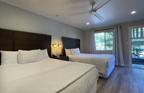 Glen Ellen Hotel | The Jack London Lodge