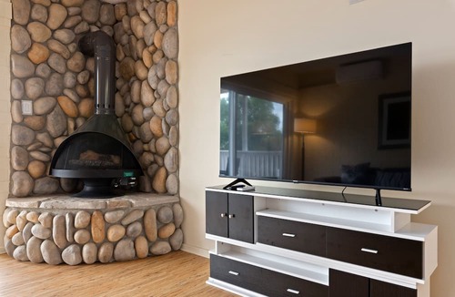 Kelseyville Hotel | Konocti Harbor Resort
