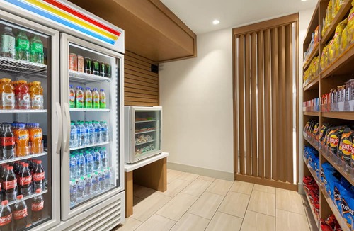 Ukiah Hotel | Holiday Inn Express and Suites Ukiah by IHG