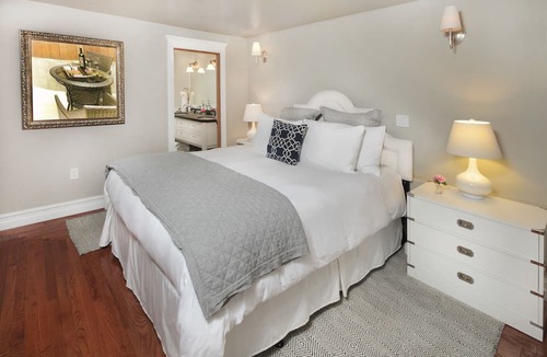 Healdsburg House | Calderwood Inn