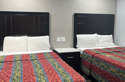 Dimond Hotel | Studio 6 – Oakland, CA – San Francisco Berkeley Area