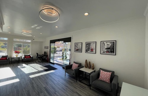 Davis Hotel | Aggie Inn, an Ascend Collection Hotel