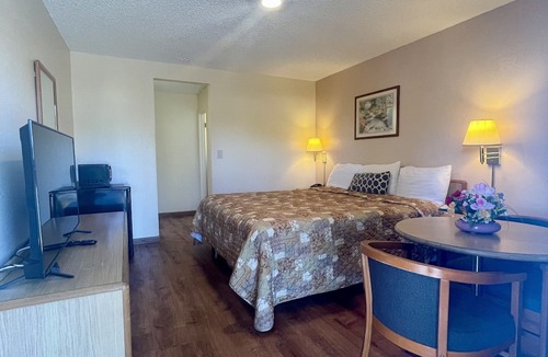 Lakeport Hotel | Regency Inn