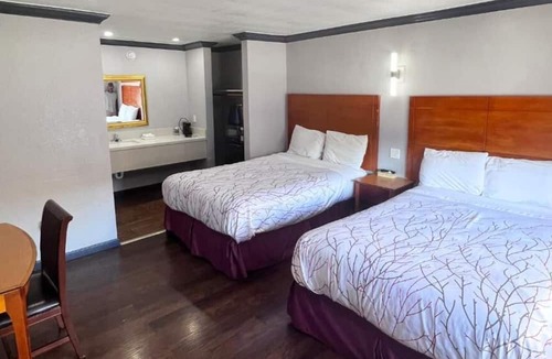 Lakeport Hotel | Anchorage Inn Lakeport