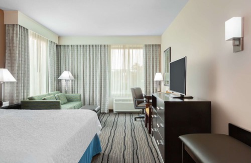 Jackson Park Hotel | Hampton Inn & Suites Mountain View
