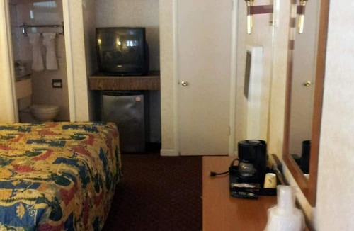 Marina District Hotel | Townhouse Motel