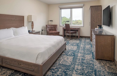 Scotts Valley Hotel | Four Points by Sheraton Santa Cruz Scotts Valley