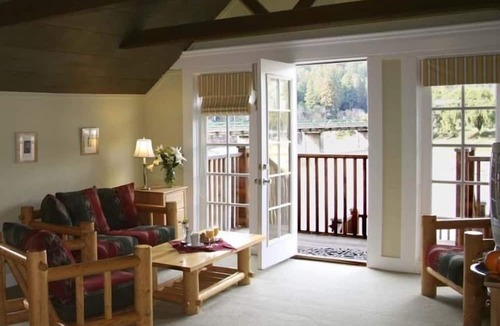 Monte Rio Bed & Breakfast | Highland Dell Lodge