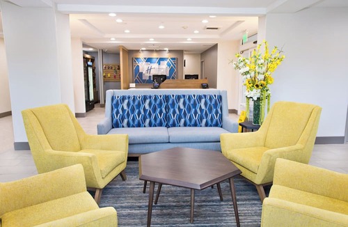 Arden-Arcade Hotel | Holiday Inn Express & Suites Sacramento NE Cal Expo by IHG