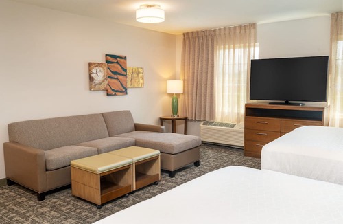 Newark Hotel | Staybridge Suites Newark - Fremont by IHG