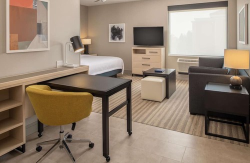 Belmont Hotel | Homewood Suites by Hilton Belmont
