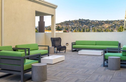 Belmont Hotel | Homewood Suites by Hilton Belmont