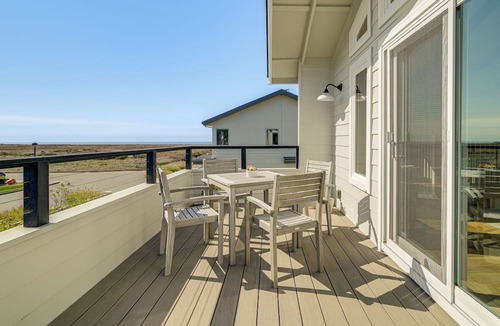 Half Moon Bay Cottage | Steps to Ocean: Luxe Family Home in Half Moon Bay!