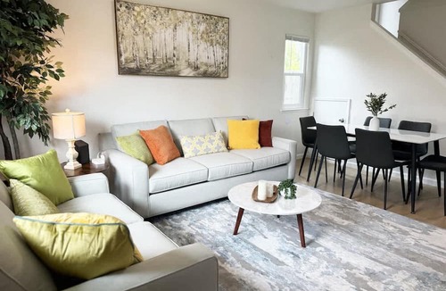 Northside House | Comfortable 4BR Heart Downtown SJ Central AC Sjsu