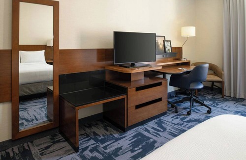 Westside Santa Cruz Hotel | Fairfield Inn & Suites by Marriott Santa Cruz, CA