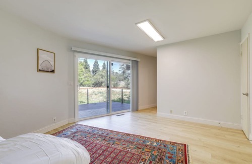 Granite Bay Cottage | 4 Mi to Folsom Lake: Modern Home w/Patio!