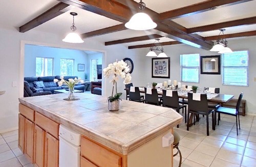 Groveland House | Yosemite Gateway Cabin Valley Views, Sleeps 10