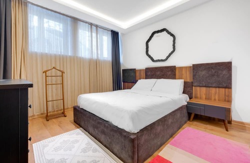 Kabatas Apartment | Flat w Turkish Bath 5 min to Kabatas Pier