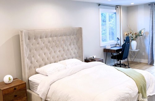 Southern Hills House | Lux Apartment on hill close to SF