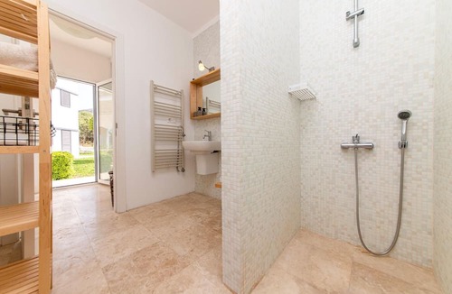 Gumusluk Villa | Huge Luxury Villa With Pool Near Beach in Bodrum