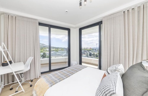 Claremont Apartment | Newlands Peak 801, Newlands
